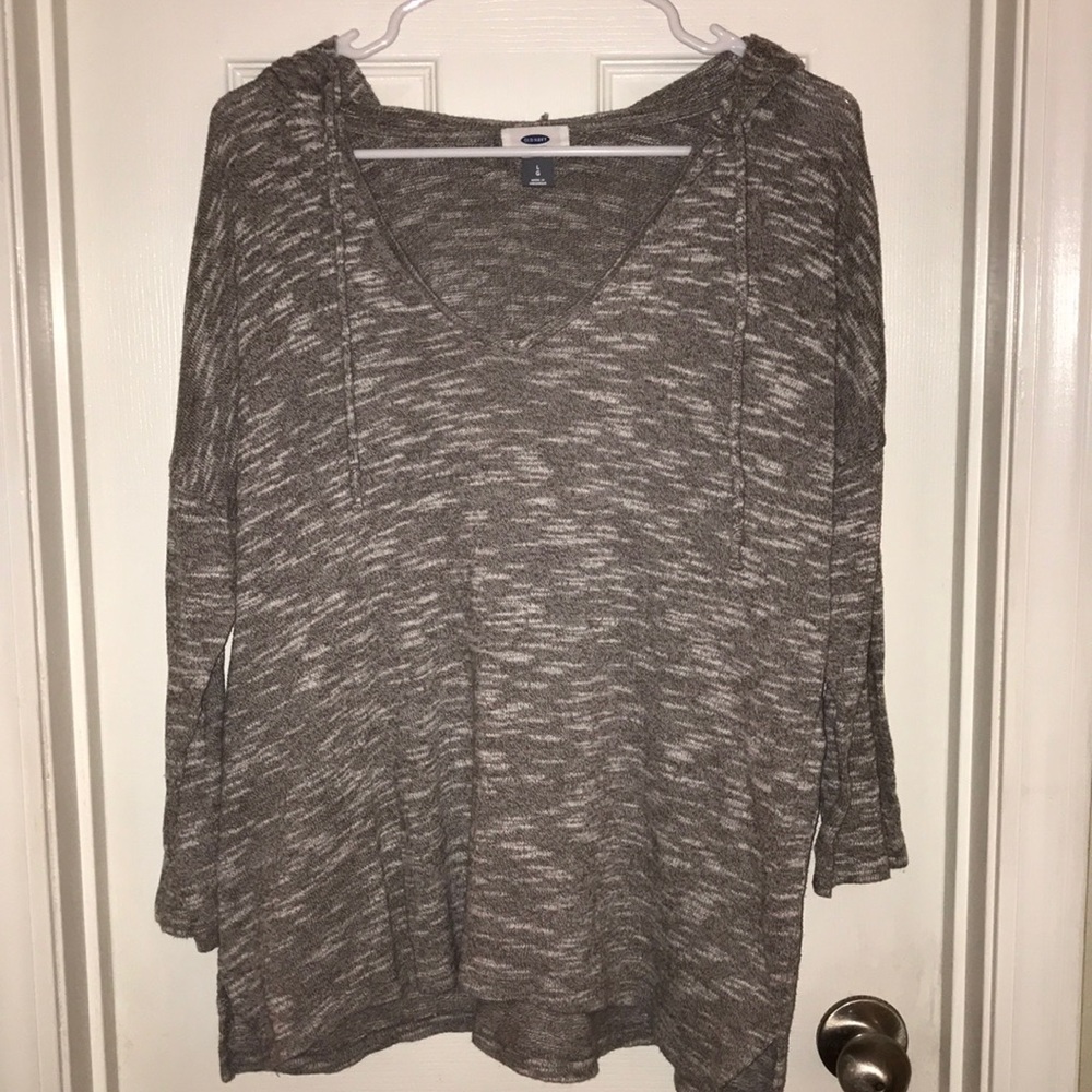 Hooded grey sweater